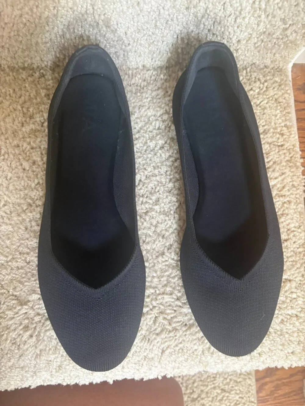Girl's Black Kandi flats by MIA (Big Kid's size 5.0)